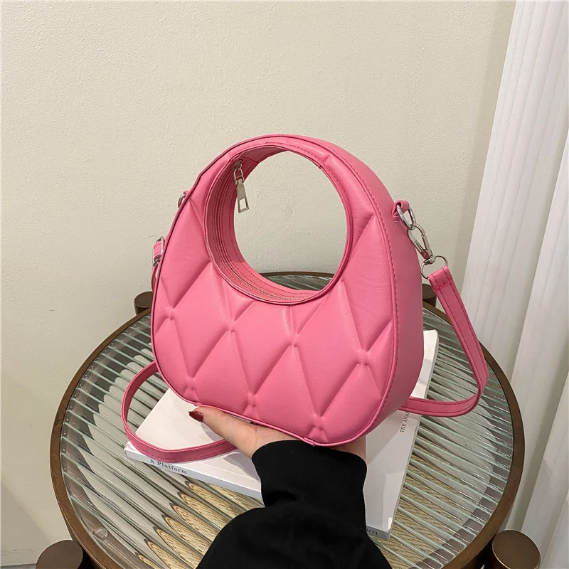 Високо качество, 2022, Нова Мода Жените Однотонная чанта във формата на Полумесец, Универсална чанта през рамо, Известен луксозен дизайнерски Cc Изображение 0