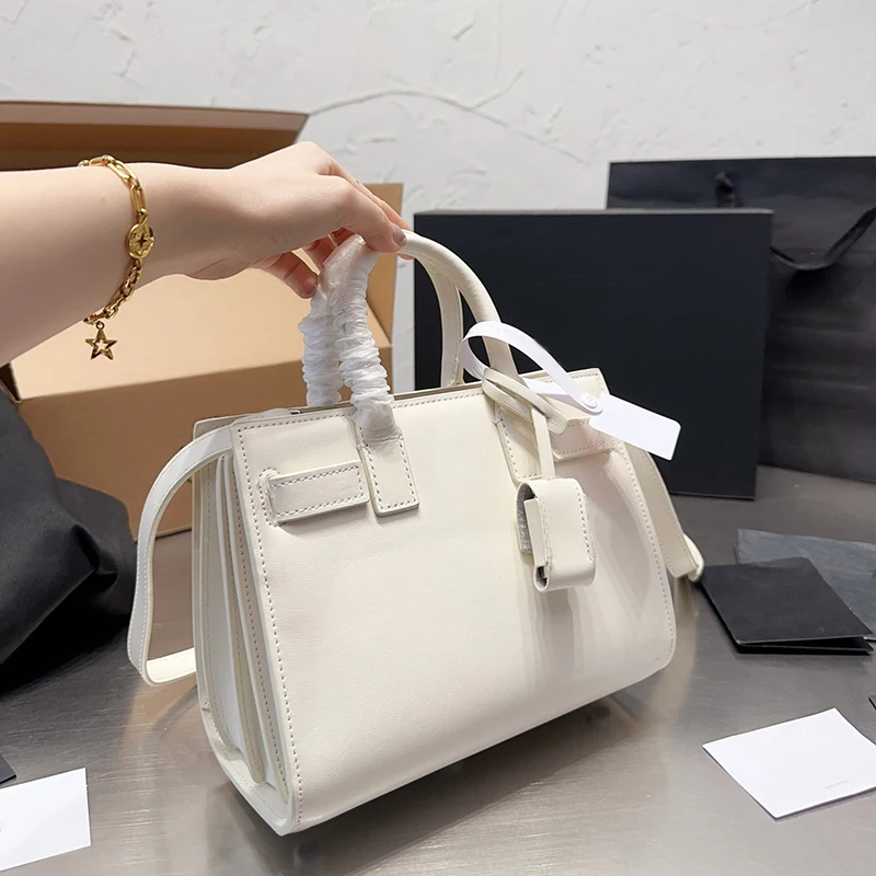 Нова дамска чанта за крайградски пътувания, луксозна кожена чанта-тоут, стилна елегантна чанта на рамото 22x16 см Изображение 0