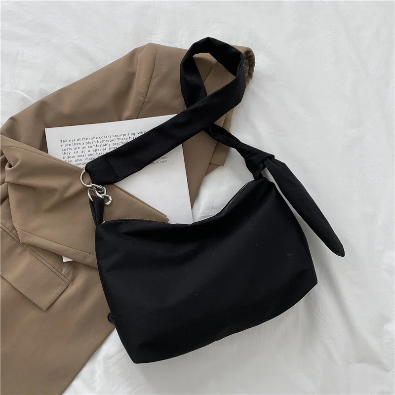 Черна чанта през рамо, жените дизайнерска чанта 2022, Найлон верига за пазаруване, Сваляща се Регулируема презрамка на чанта-месинджър Изображение 0