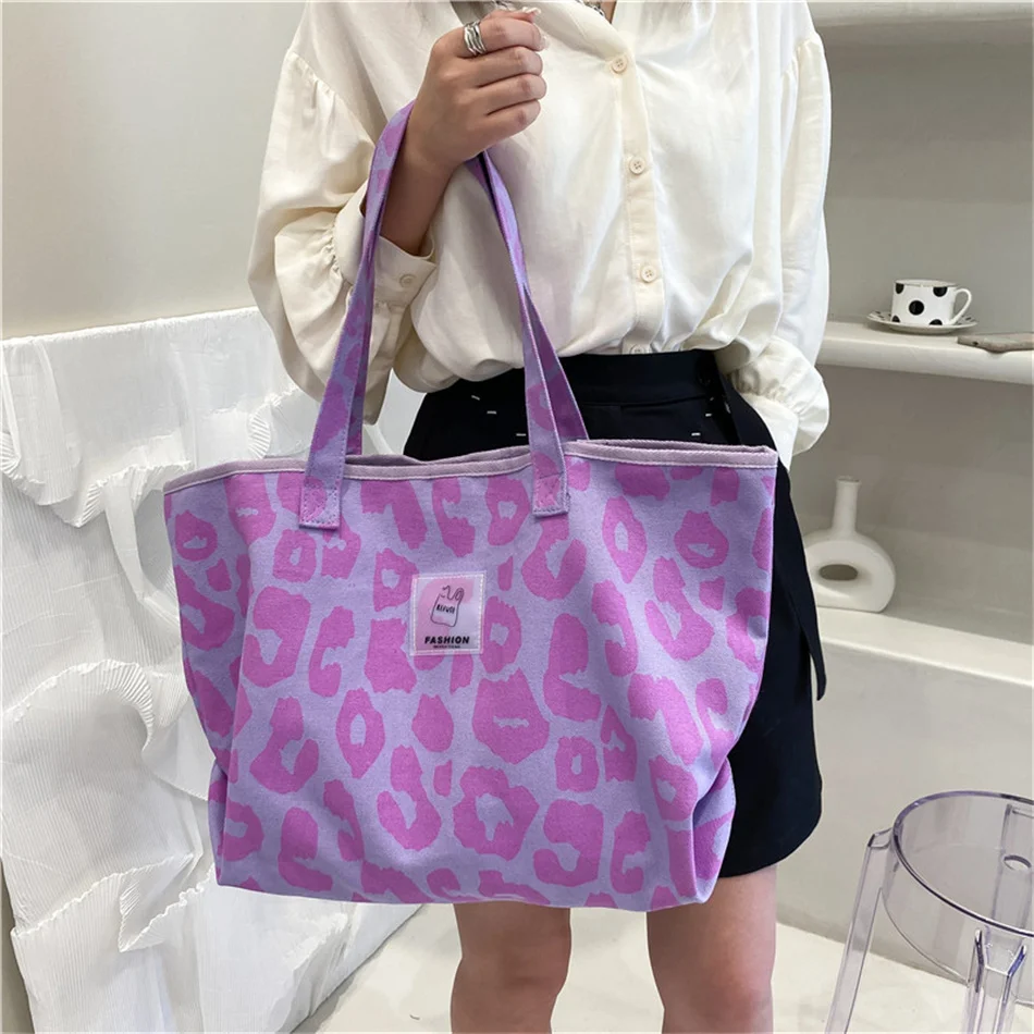 Модни големи чанти през рамо с леопардовым модел за жени, холщовая женствена чанта за пазаруване с Голям капацитет, Тенденция чанта 2023, луксозни чанти-лотария, Новост Изображение 1