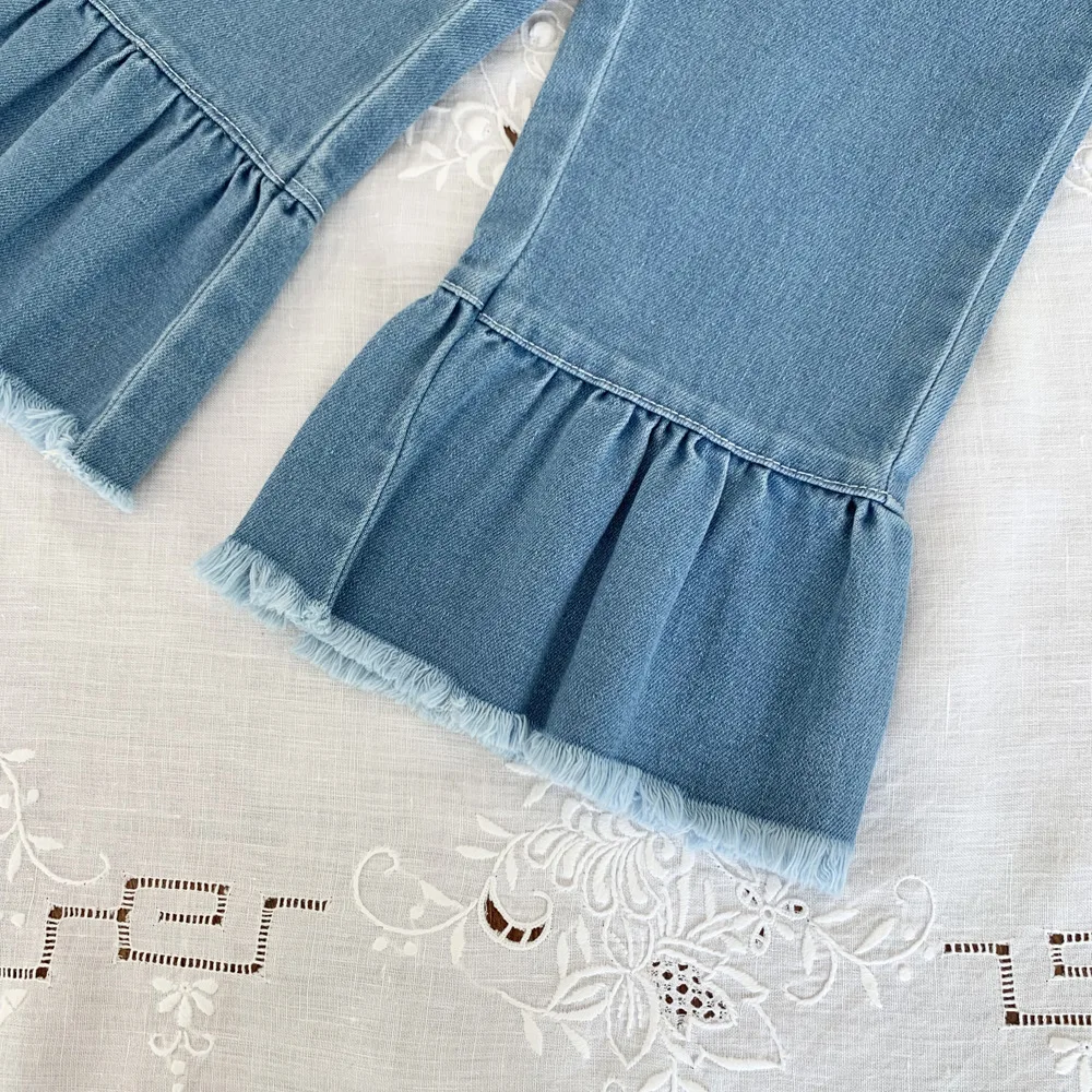 deer jonmi 2023, Есенни нови дънкови панталони в корейски стил за малки момичета, еластични, меки детски дънки, детски ежедневни разкроена панталони Изображение 3