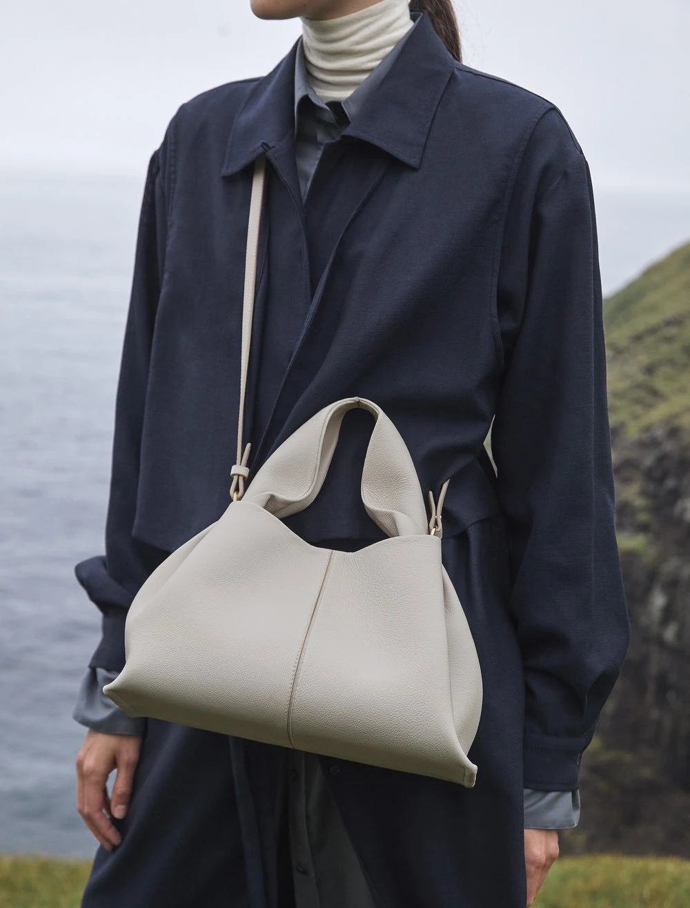 Луксозна Дизайнерска Нова Дамска чанта Cloud Чанта от естествена кожа, Преносим дамска чанта-месинджър чанта за равиоли Изображение 3