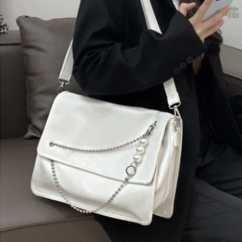 Нишевый Дизайн, Черна чанта-тоут Голям капацитет на едното рамо, Жените новост 2023 г., Женствена чанта-месинджър на рамото, Големи размери за ръце Изображение 3