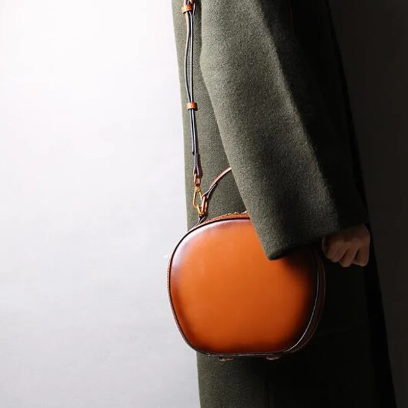Чанта от телешка кожа 2023 нова кожена дамски ретро чанта Apple от едно рамо през рамо, преносими модни малки кръгли чанти Изображение 3