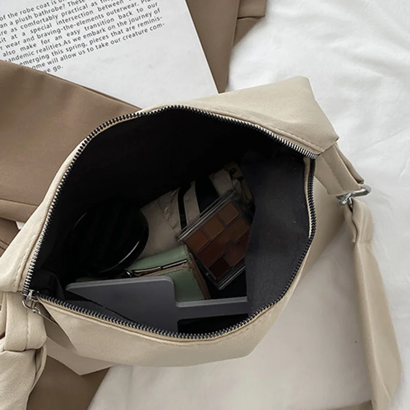 Черна чанта през рамо, жените дизайнерска чанта 2022, Найлон верига за пазаруване, Сваляща се Регулируема презрамка на чанта-месинджър Изображение 3