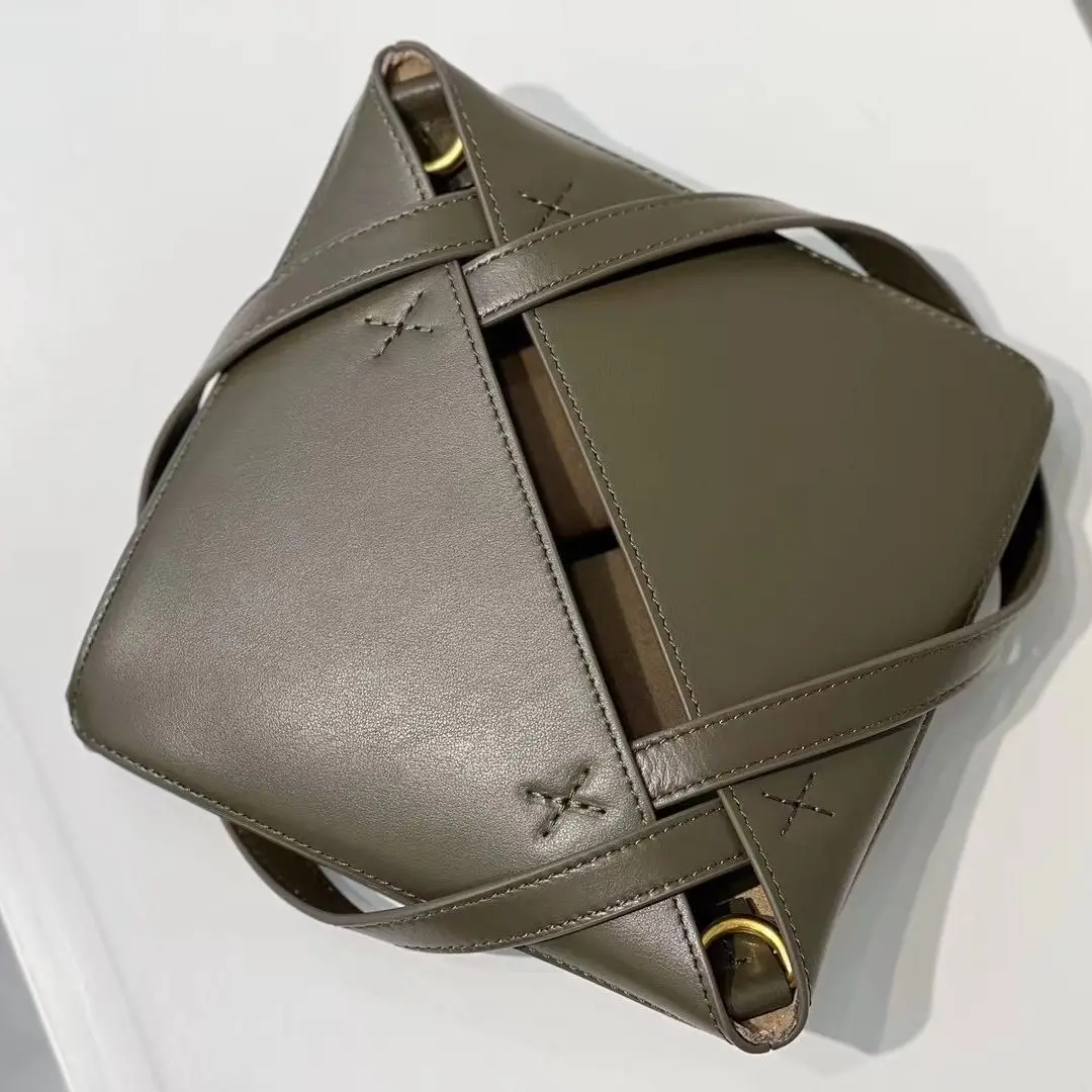 2023 Лятна Нова Дамска чанта от телешка кожа, Отворена Кофа, Голям Капацитет, Сгъваема дамска чанта през рамо, ръчна изработка Изображение 4