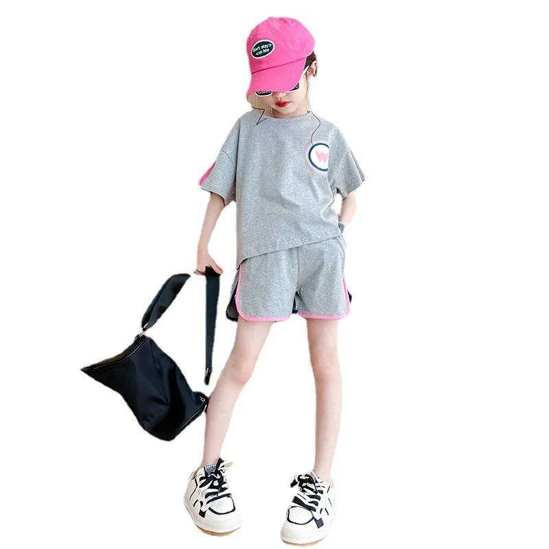Корейска детска летни дрехи 2023 г., къс ръкав за момичета по-малки деца + ежедневни панталони, комплект от 2 теми, дрехи за почивка за тийнейджъри, спортен костюм Изображение 4
